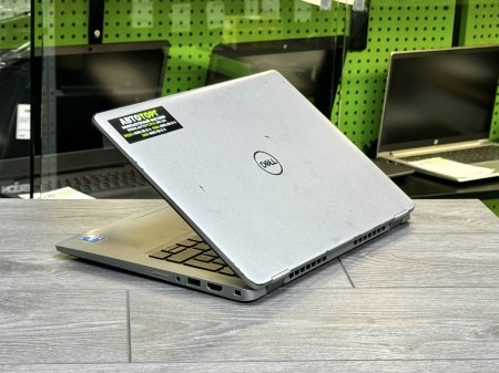 Dell Latitude 5320 34